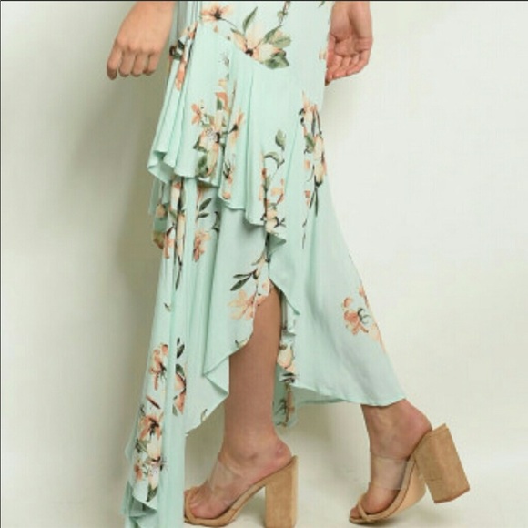 Floral crop top maxi skirt set - Picture 3 of 3
